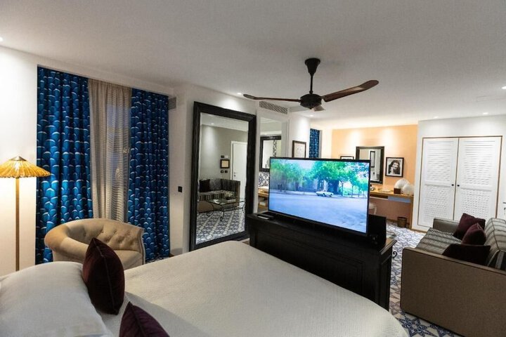 Room 5 of 37
