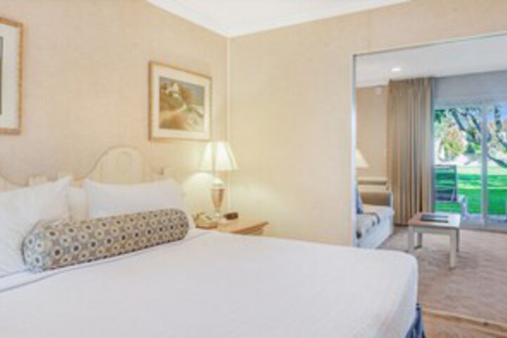 Room 262 of 549