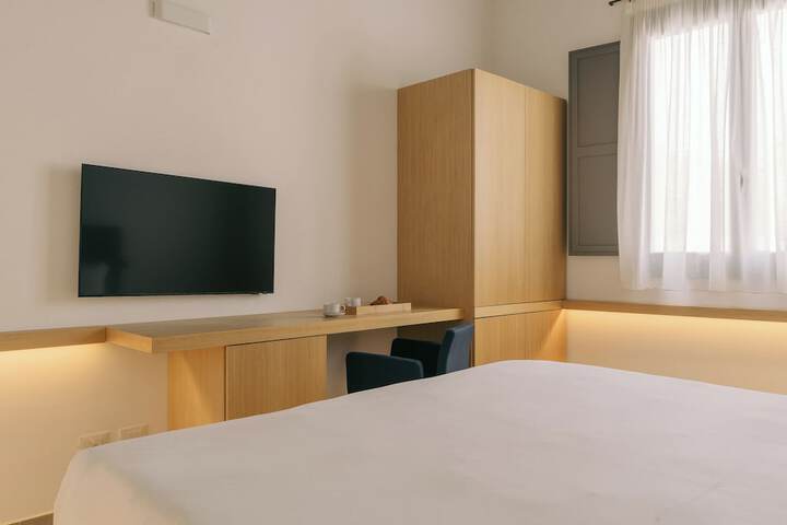 Room 20 of 66