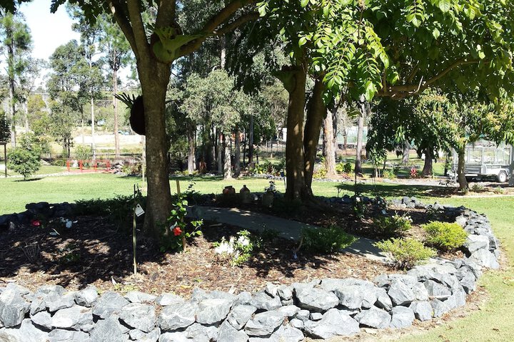 Hotel Exterior 15 of 52