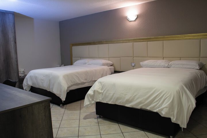 Room 14 of 50