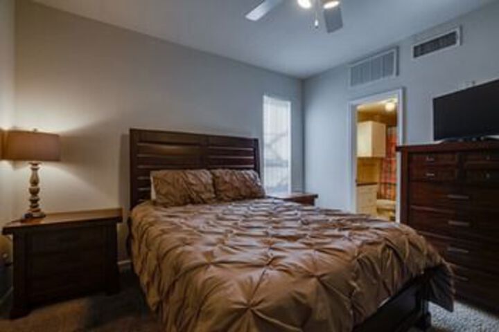 Room 8 of 22