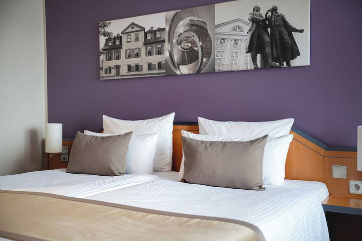 Room 16 of 78