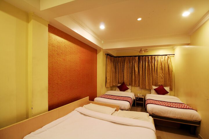 Room 17 of 24