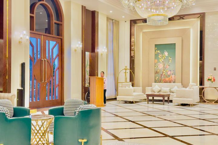 Hotel Interior 5 of 46