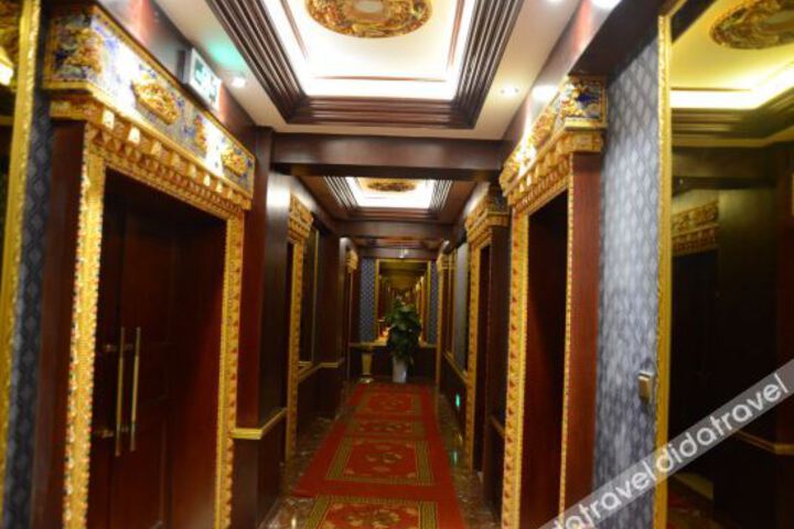 Hotel Interior 12 of 27