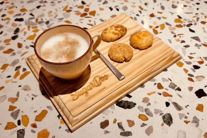 Breakfast/Coffee Service 86 of 105