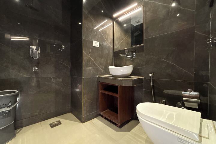 Room 44 of 52