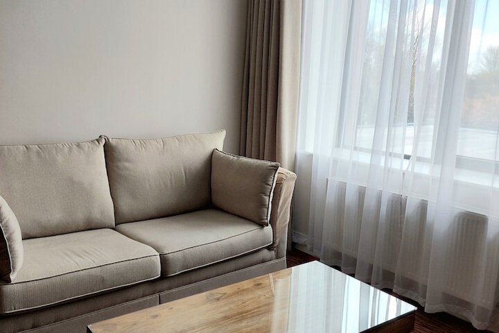 Room 35 of 58