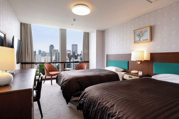 Room 16 of 53