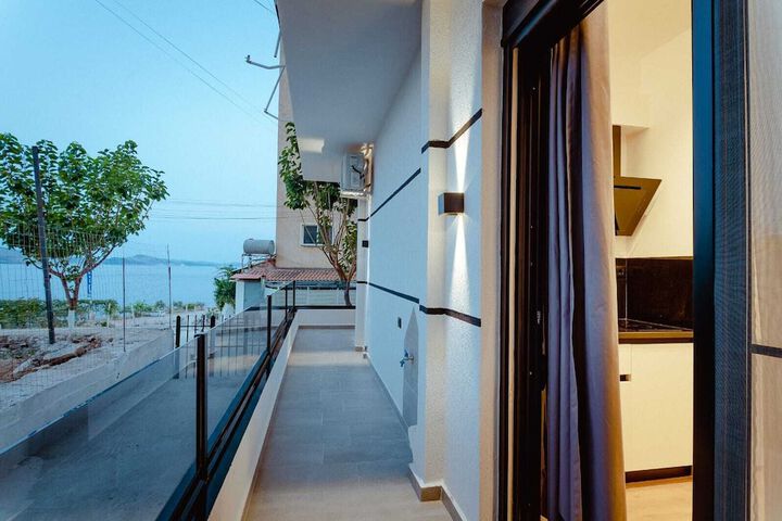 Terrace/Patio 49 of 88