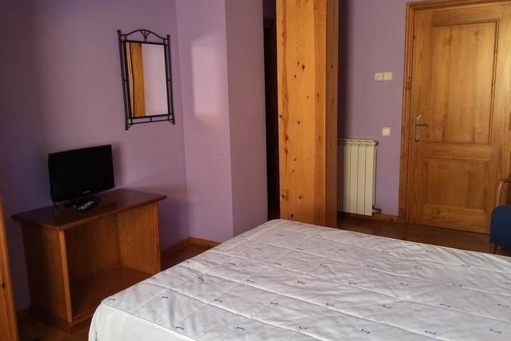 Room 10 of 31