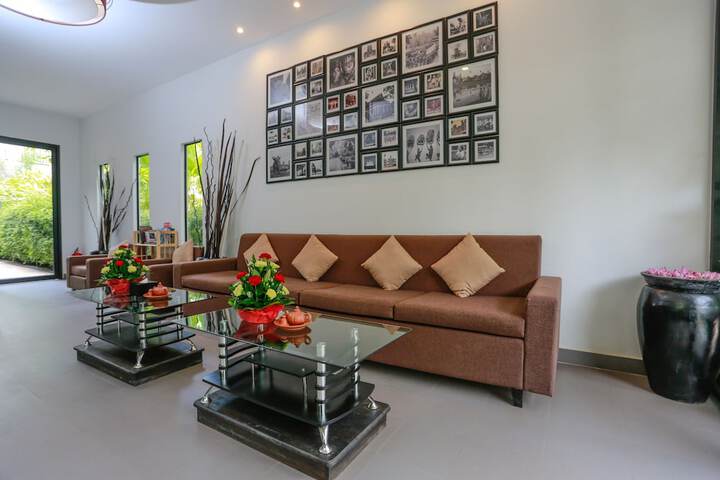 Hotel Interior 13 of 318
