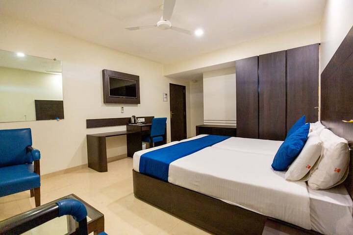 Room 3 of 34