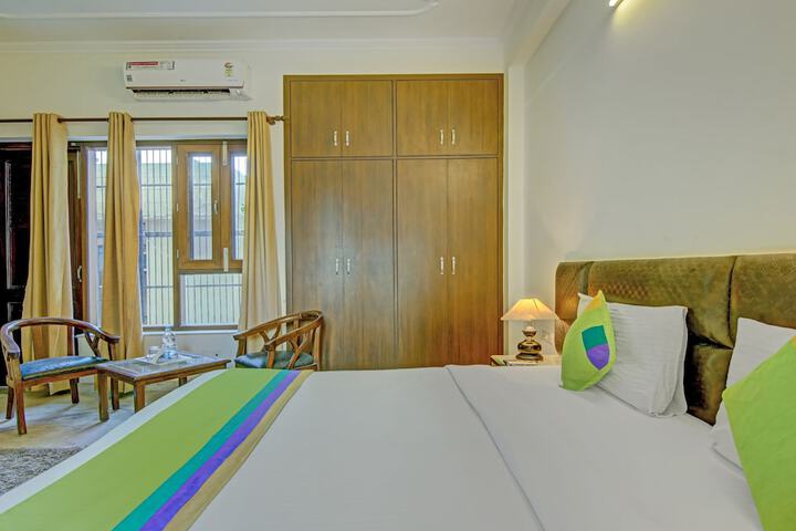Room 29 of 50