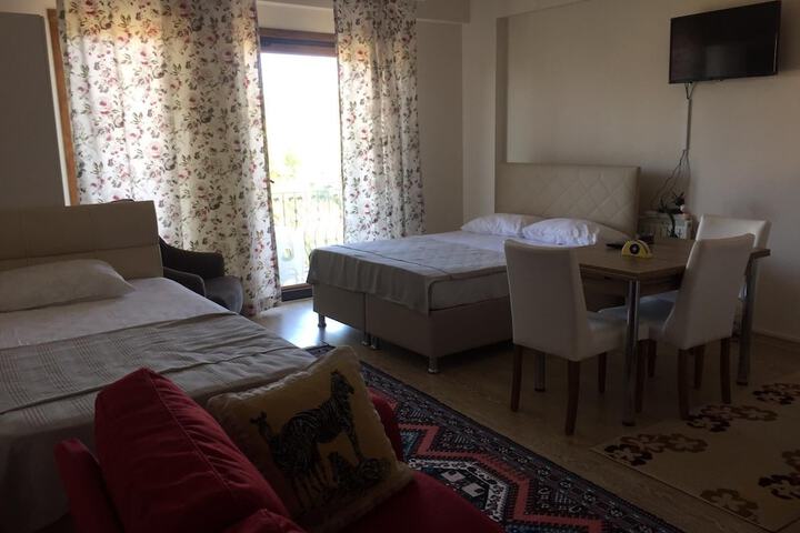 Room 9 of 263