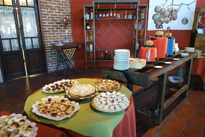 Breakfast/Coffee Service 43 of 58