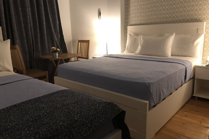 Room 14 of 32