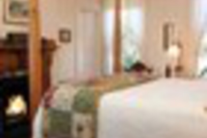 Room 56 of 162