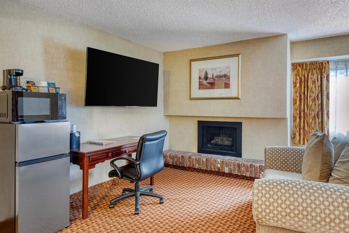 Room 29 of 49