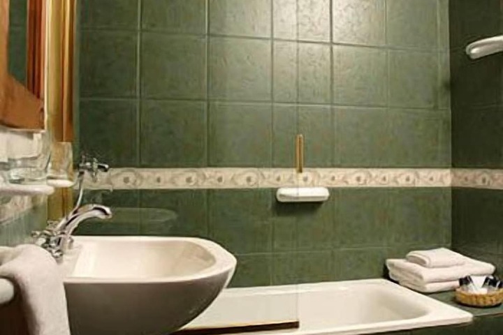 Bath Interior