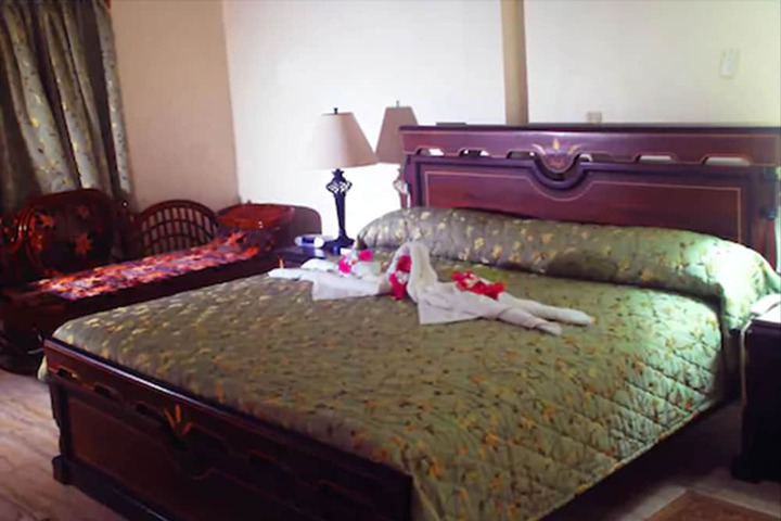Room 5 of 23