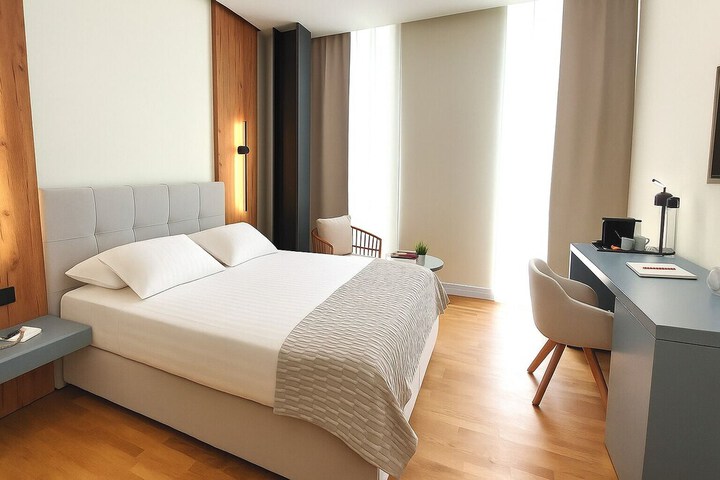 Room 7 of 23