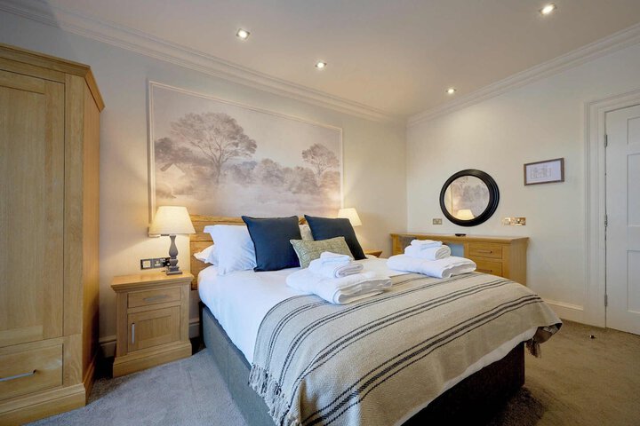 Room 9 of 72
