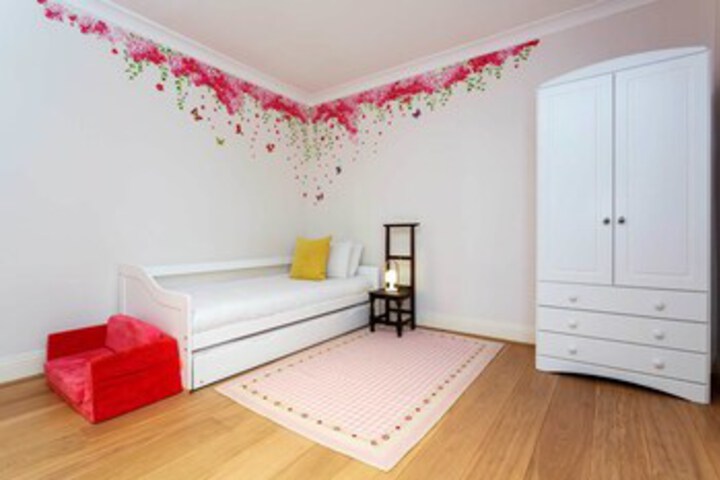 Room 19 of 22