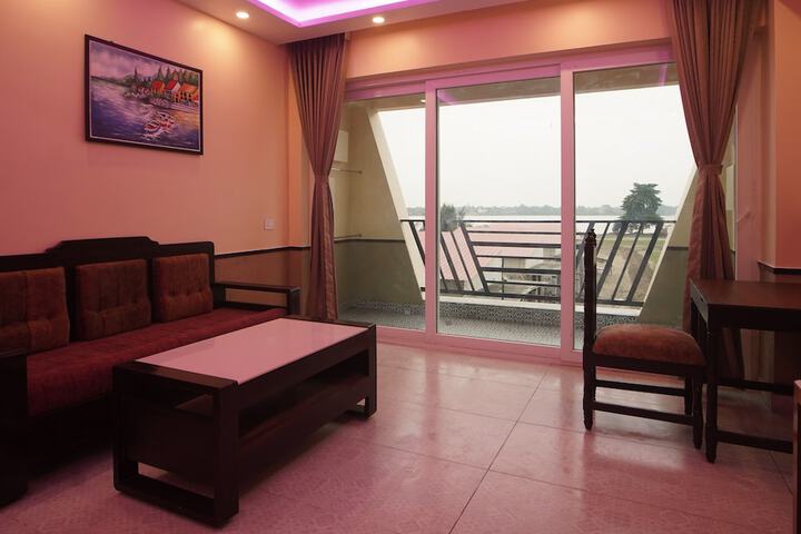 Room 7 of 72