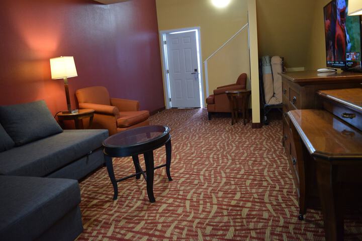 Room 22 of 65