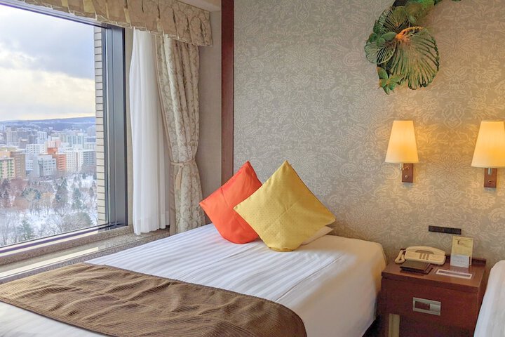 Room 14 of 110