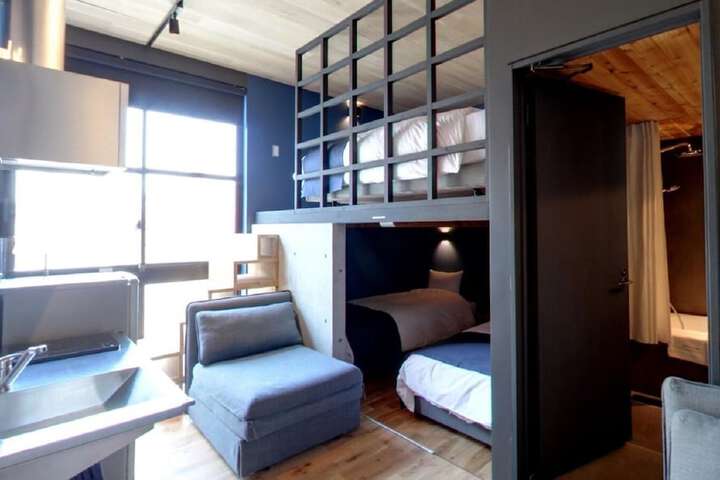 Room 14 of 27