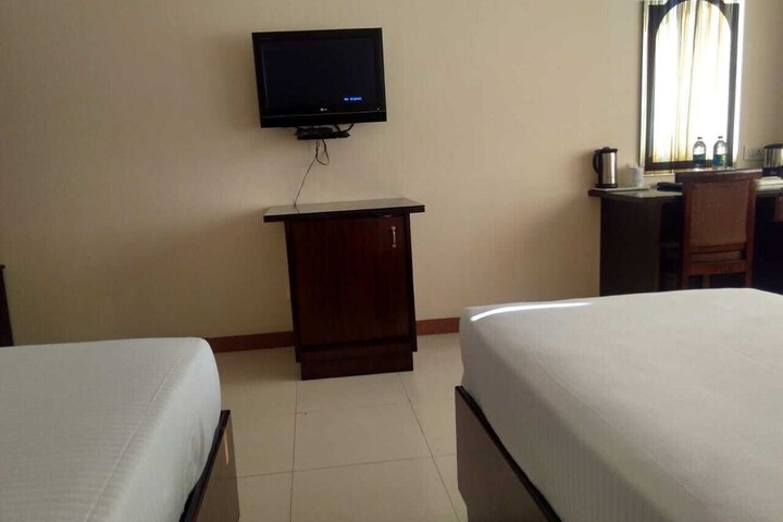 Room 7 of 65