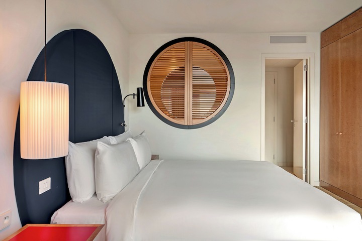 Room 43 of 75