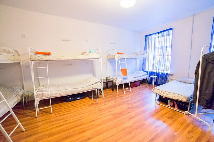 Room 3 of 43