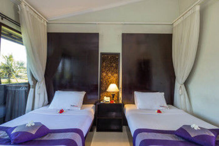 Room 13 of 25