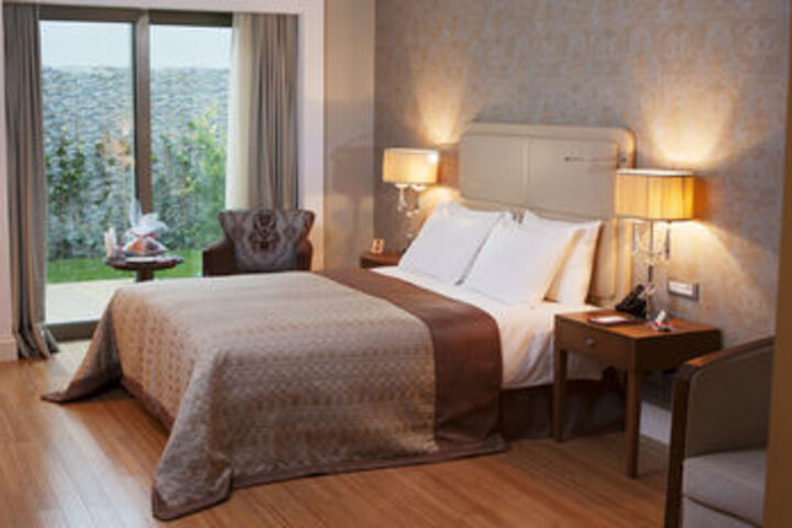 Room 44 of 89