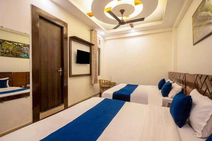 Room 4 of 21