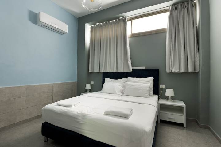 Room 55 of 86