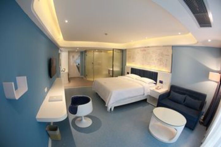 Room 3 of 29