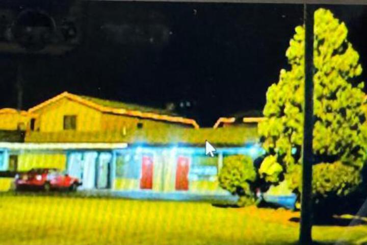 Exterior of Wooden Shoe Motel