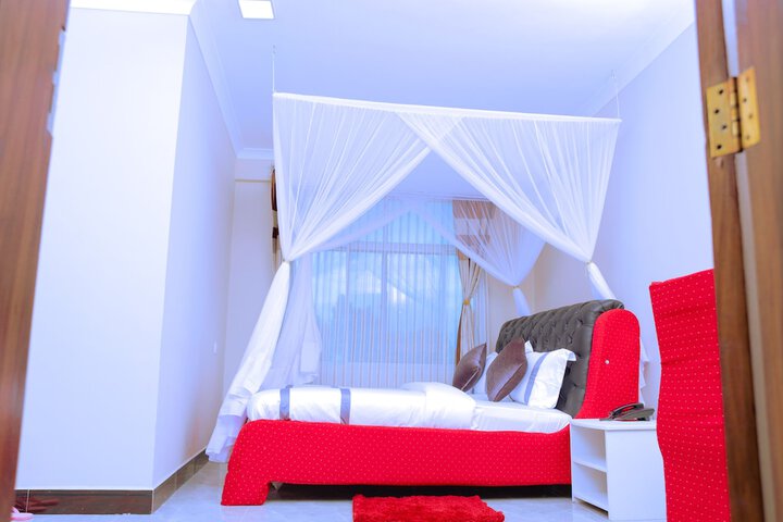 Room 5 of 27