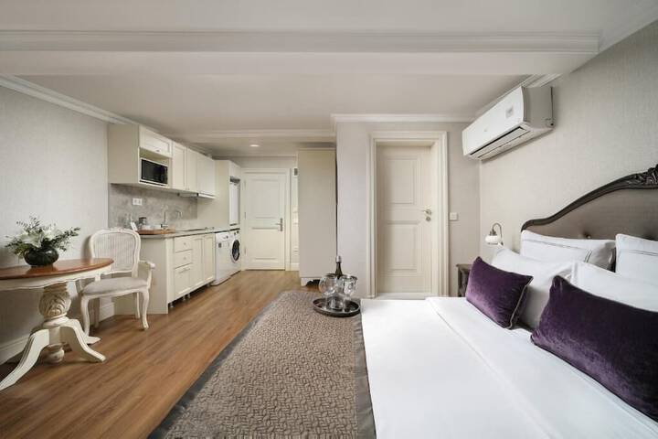 Room 16 of 46