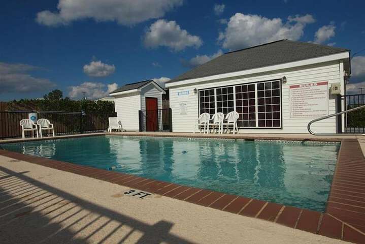 Pool 28 of 44