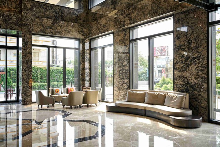 Hotel Interior 4 of 66