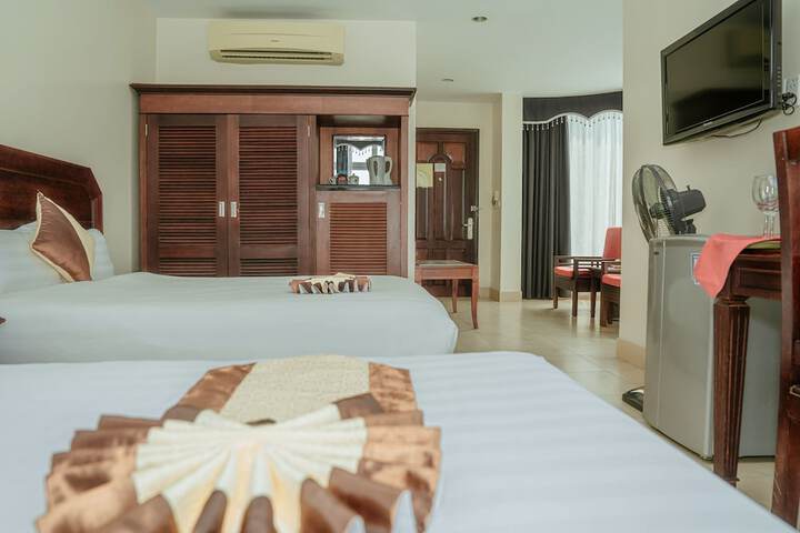 Room 13 of 52