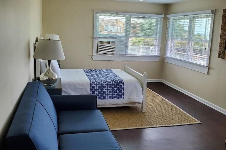 Room 11 of 49