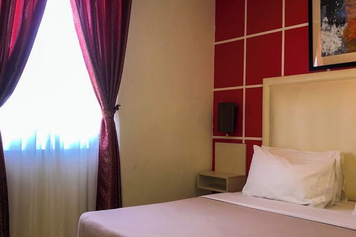 Room 9 of 59
