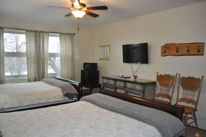 Room 6 of 68